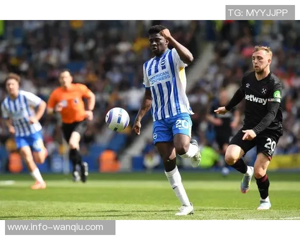 曼联计划2026年引进两名中场球员巴莱巴等成潜在目标