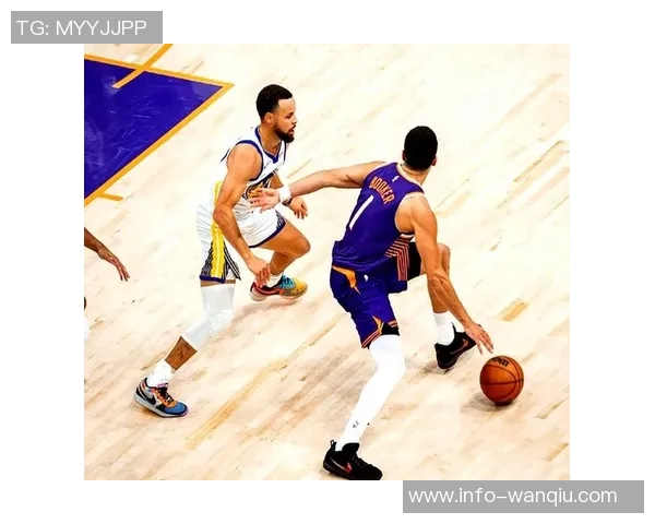 布克感慨库里穿自己的鞋对阵自己曾以为会是反向情景